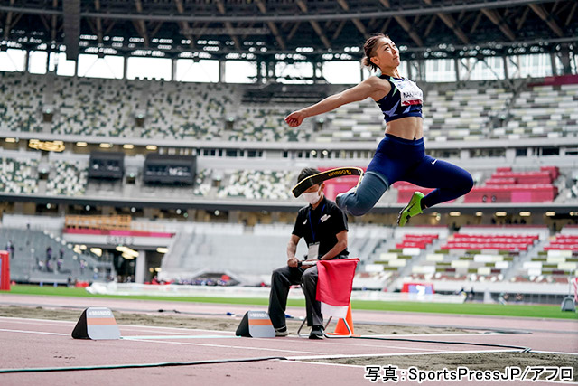 パラ陸上（中西麻耶）写真：SportsPressJP/アフロ