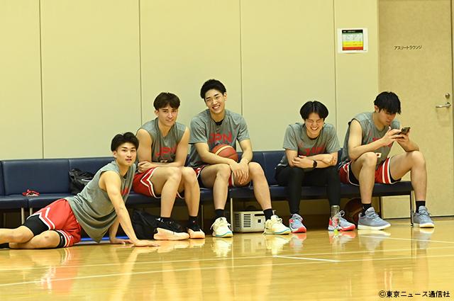 バスケ男子日本代表チーム第1次強化合宿をリポート！ トム・ホーバスHC「若い選手のエネルギーはすごい！」