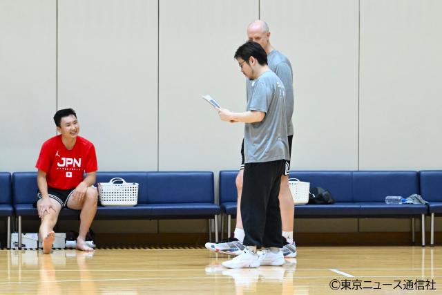 バスケ男子日本代表・強化試合直前合宿フォトリポート。パリ五輪「最終メンバー12人」へのサバイバルがスタート！