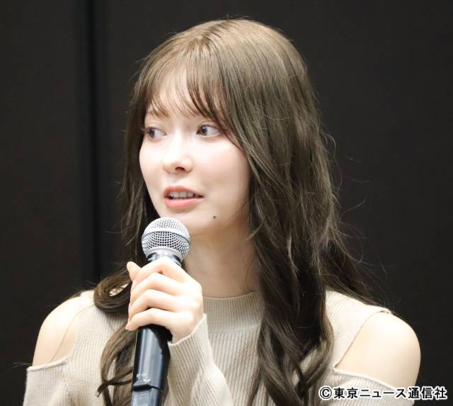 「初恋不倫」の記者会見で主演の樋⼝⽇奈「感想などたくさん発信して、私たちに届けていただきたいな」