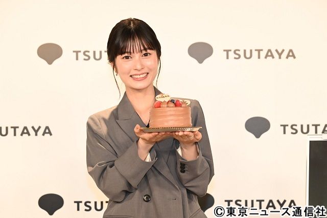 大久保桜子が26歳の誕生日に写真集を発売！ 「挑戦的でもあった写真集でした」