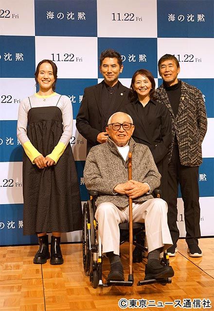 36年ぶりの映画を手掛けた倉本聰、主演の本木雅弘、小泉今日子、菅野恵、若松節朗監督／映画「海の沈黙」記者発表会見