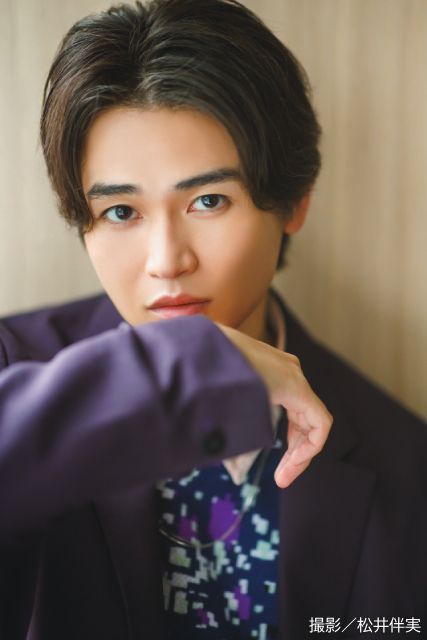 岡田将生、間宮祥太朗が表紙を飾る「スカパー！TVガイド」の2誌が本日発売！