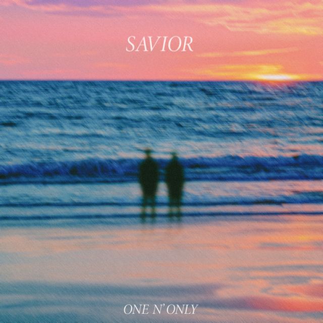 ONE N’ ONLYの新曲「SAVIOR」MV解禁！ 日常の“あらがいがたいもの”を隕石で表現