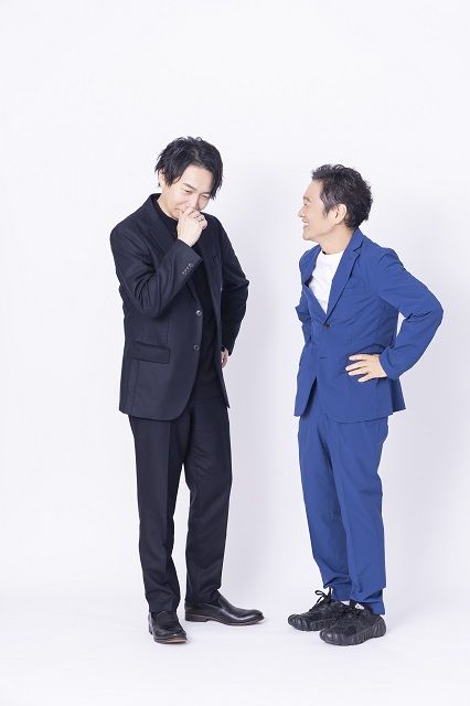 心を揺さぶる、声の饗宴「スプーンの盾」声優・山口勝平と諏訪部順一が語る、観客の想像の翼を広げる“生”の力