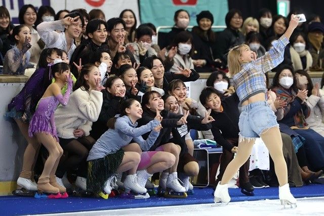 新春アイスショー「名フェス」で坂本花織、鍵山優真らが華麗な舞を披露！