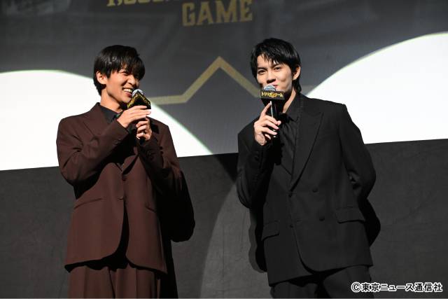 目黒蓮＆佐野勇斗サプライズ登壇で「トリリオンゲーム」劇場版秘話！ 「言葉はいらない次元に」